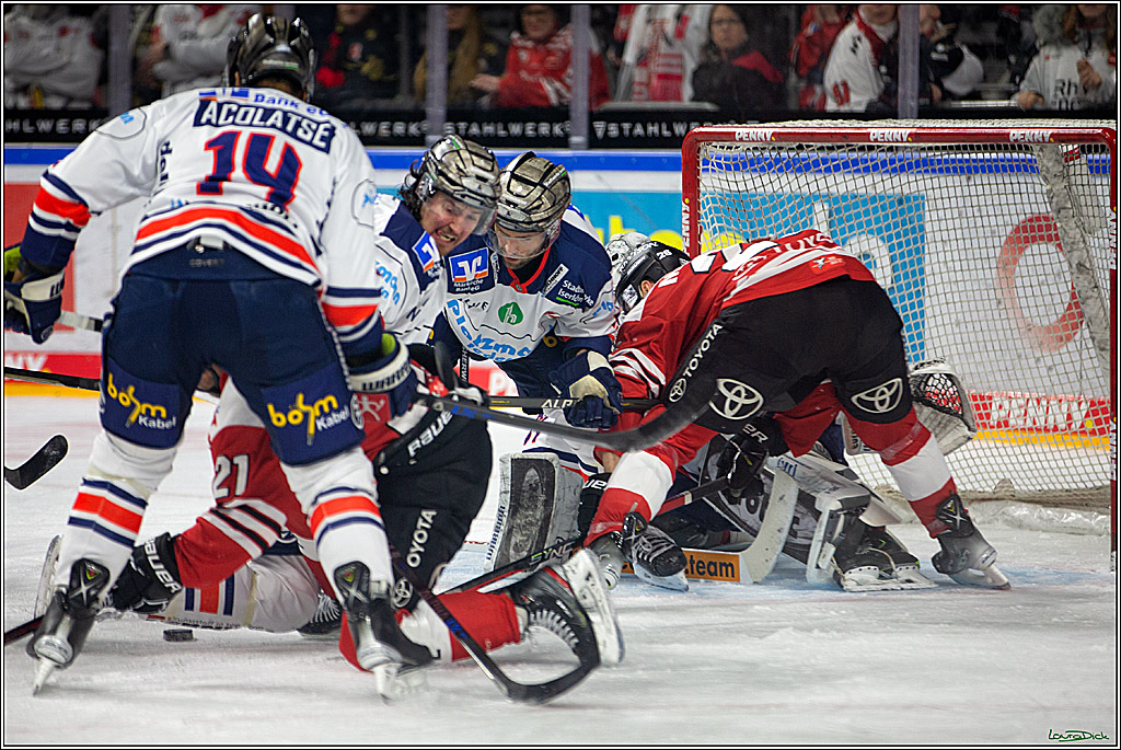 PENNY DEL; Koelner Haie- Iserlohn Roosters; Koeln, 24.01.2023
